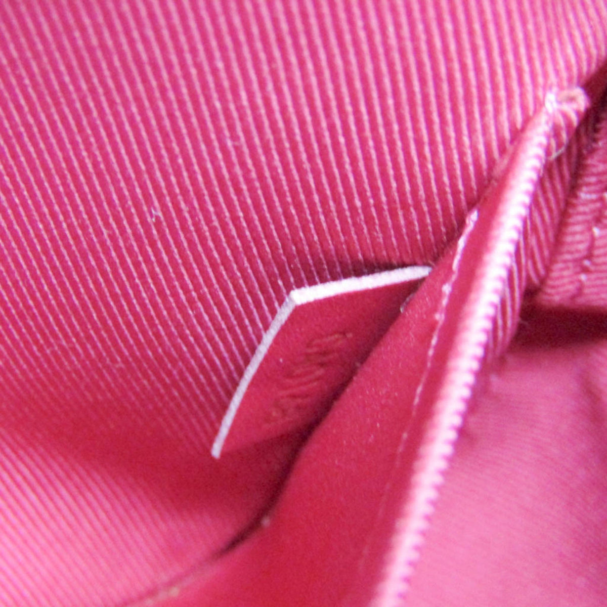 Louis Vuitton Saintonge · Monogram