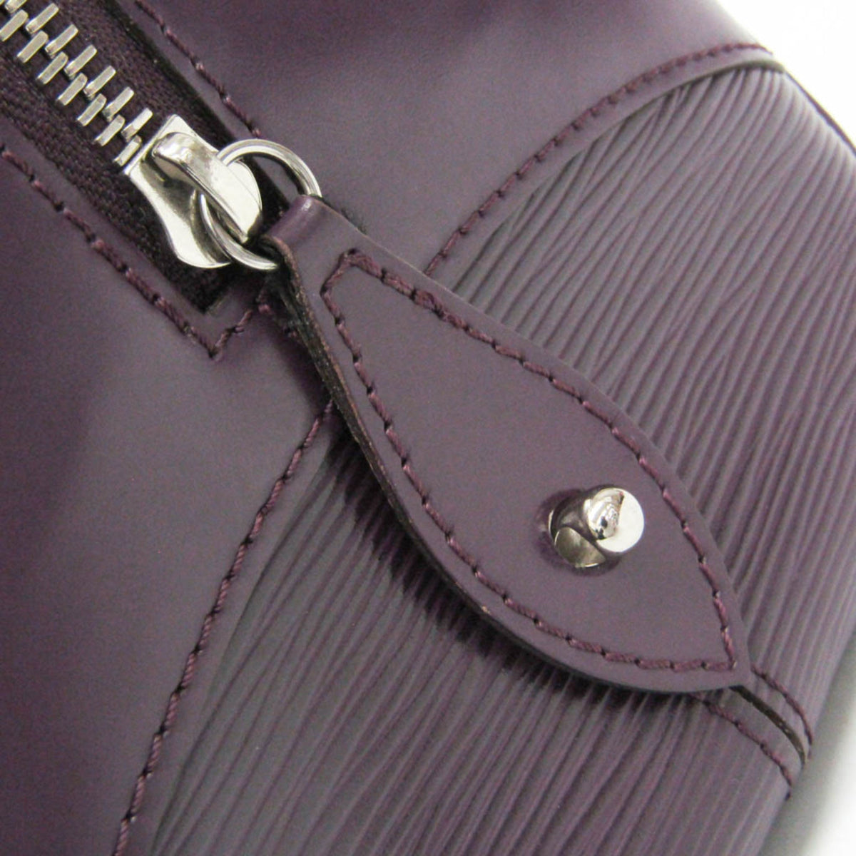 Louis Vuitton Bowling Montaigne PM · Epi