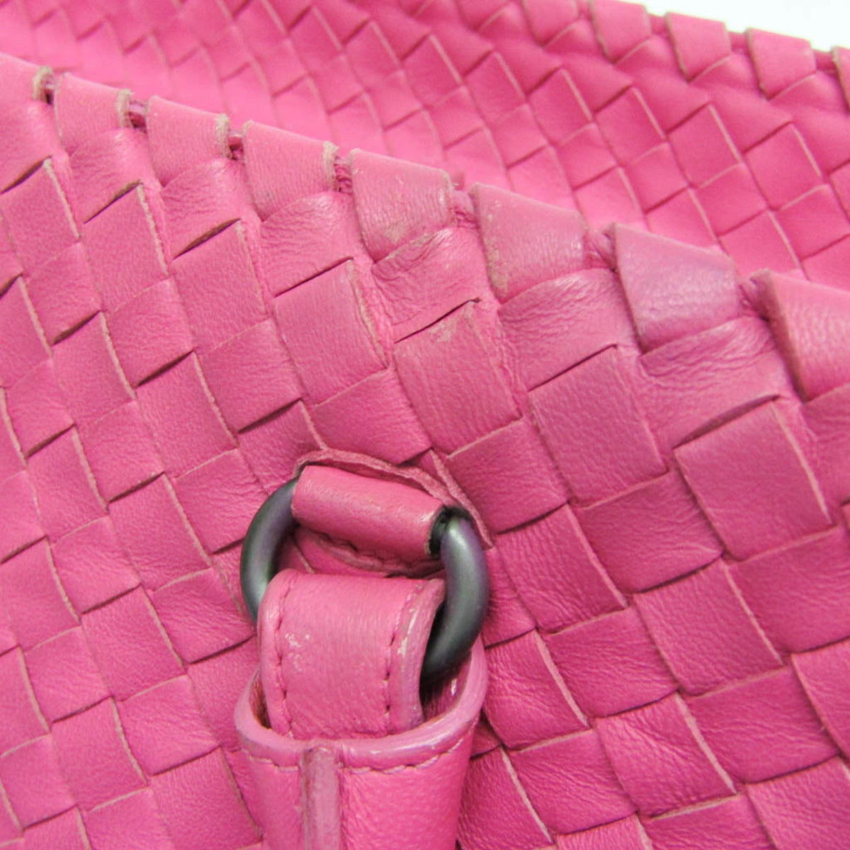 Bottega Veneta Intrecciato · Boston Bag