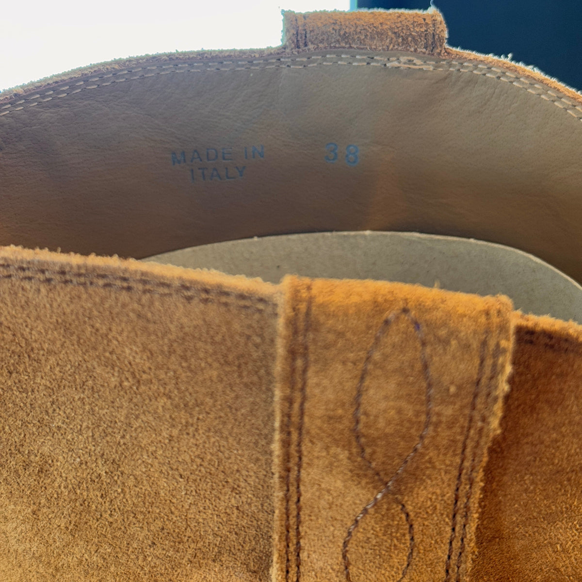 Golden Goose Wish Star Suede Leather Boots in Cognac Brown